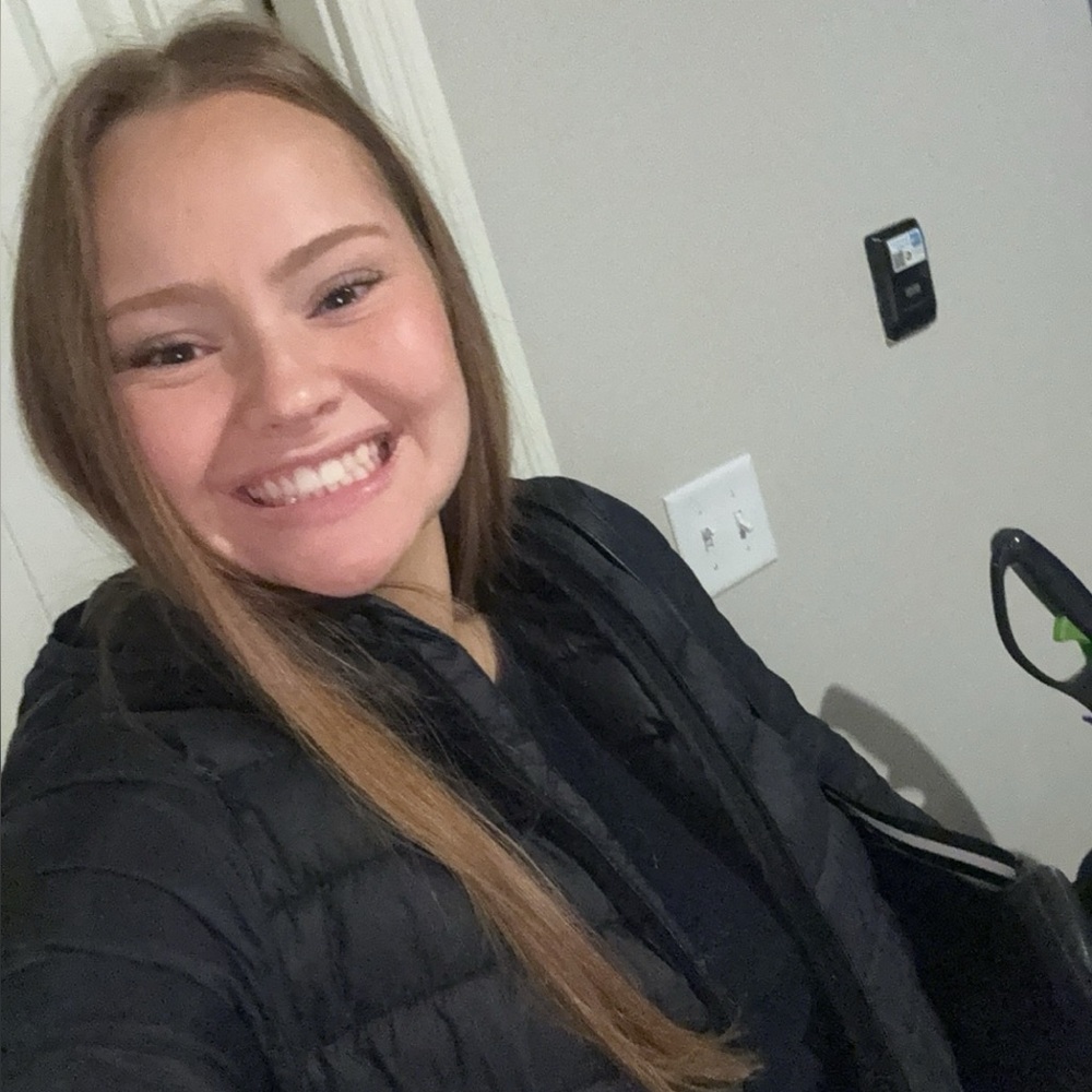 Meet your Posher, Savannah